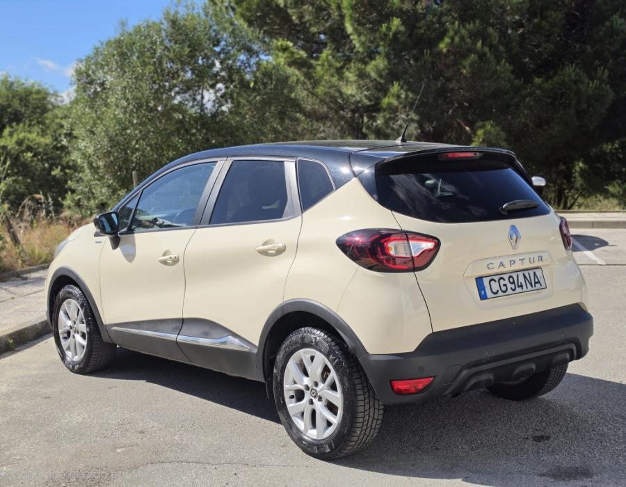 RENAULT CAPTUR